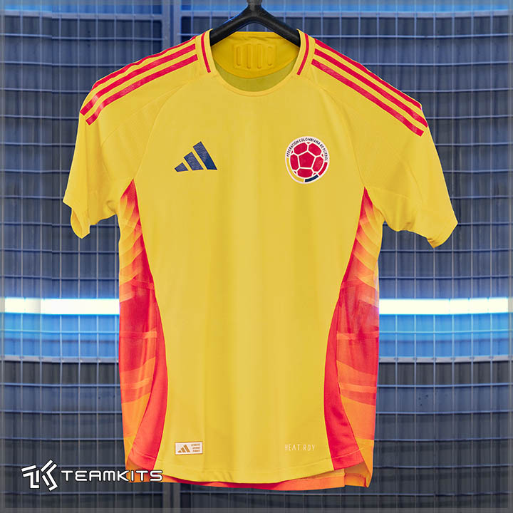 لباس کلمبیا 2025-2024
